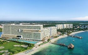 Hyatt Vivid Cancun (Adults Only)